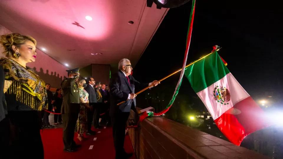 Gobernador Rocha Moya conmemora el 215 aniversario del Grito de Independencia