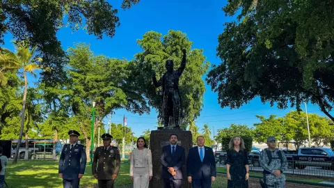 Conmemoran el 260 aniversario del nacimiento de José María Morelos y Pavón