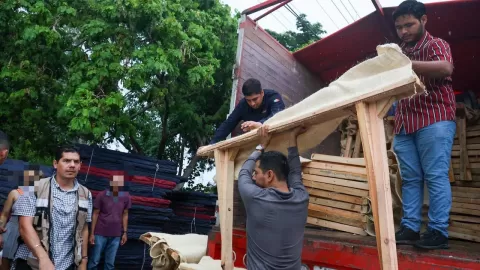 Brindan atención integral a familias de Badiraguato desplazadas preventivamente