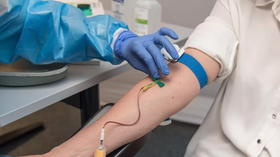 Con estas recomendaciones cuidarás tu salud y tu bolsillo al contratar estudios clínicos