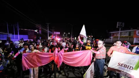 Realizan la Rodada Rosa 2025 para concientizar sobre el Cáncer de Mama