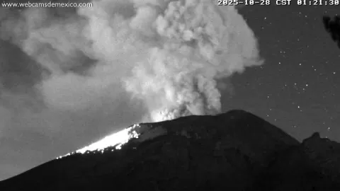 Popocatépetl en alerta máxima: registra sismo volcanotectónico, 56 exhalaciones y casi tres horas de tremor