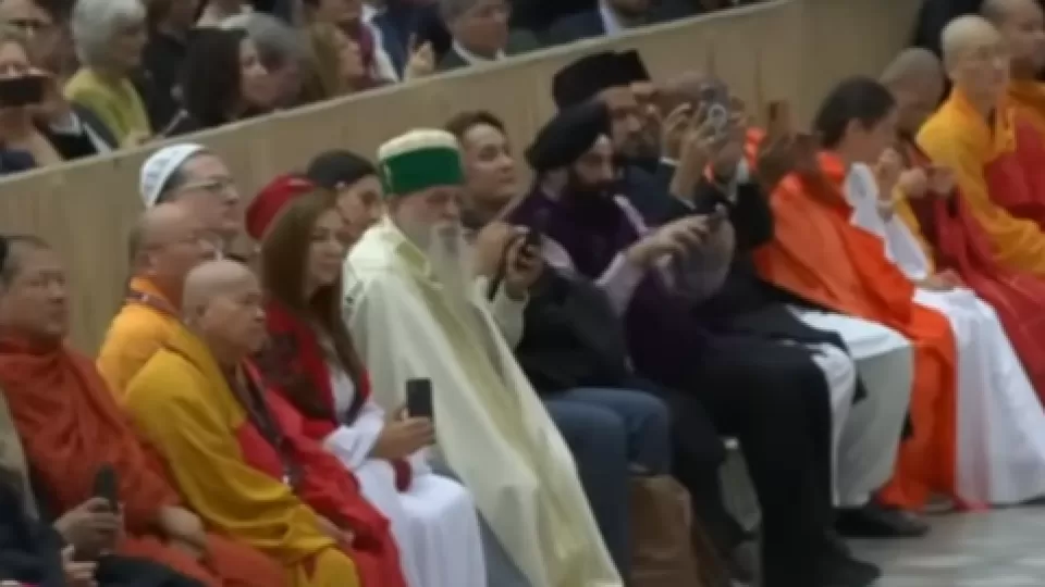 Papa León XIV y líderes religiosos urgen el fin de las guerras en histórica cumbre de oración por la paz