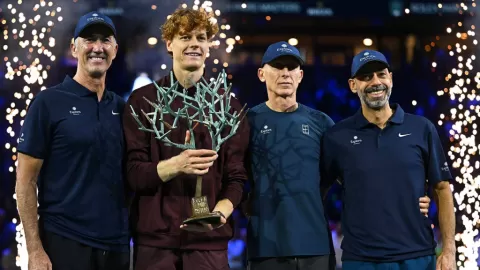 Jannik Sinner hace historia: campeón invicto en París y nuevo número 1 mundial de tenis