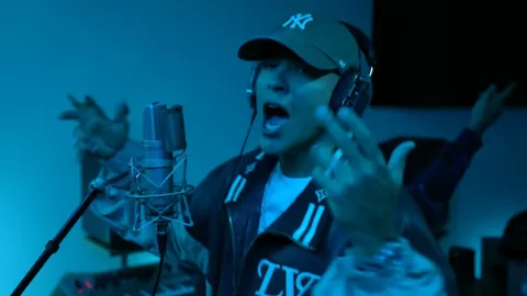 Bizarrap y Daddy Yankee sorprenden con inédita 'Music Session'