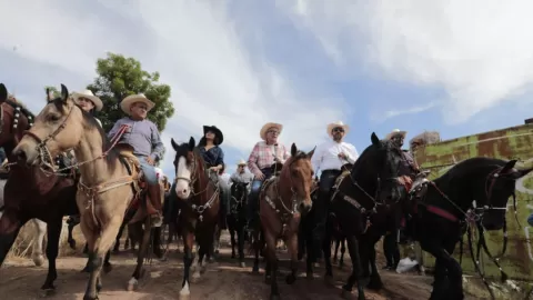 ¡Arranca la Feria Ganadera Culiacán 2025! Cabalgata Reunió a Cientos de Jinetes de Sinaloa y Estados Vecinos