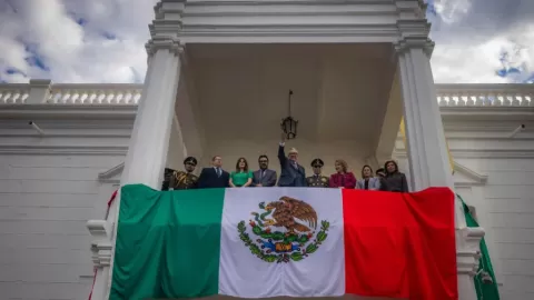 Gobernador encabezó los festejos del 115 Aniversario de la Revolución Mexicana