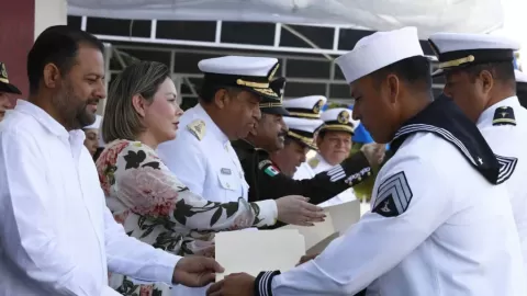 Conmemoran en Sinaloa el bicentenario de la consolidación de la independencia en el mar