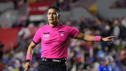 ¡Definidos! Árbitros Confirmados para los Cuartos de Final de Ida del Apertura 2025 de la Liga MX: Jesús Rafael López Valle pitará el Monterrey vs América