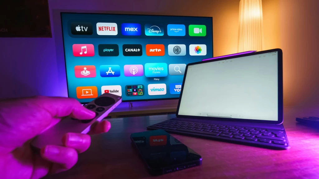 Diciembre Explosivo en Max: 'El Rugir de las Llamas' Lidera Estrenos, Hard Knocks y Anticipo de THE PITT y EL CABALLERO DE LOS SIETE REINOS