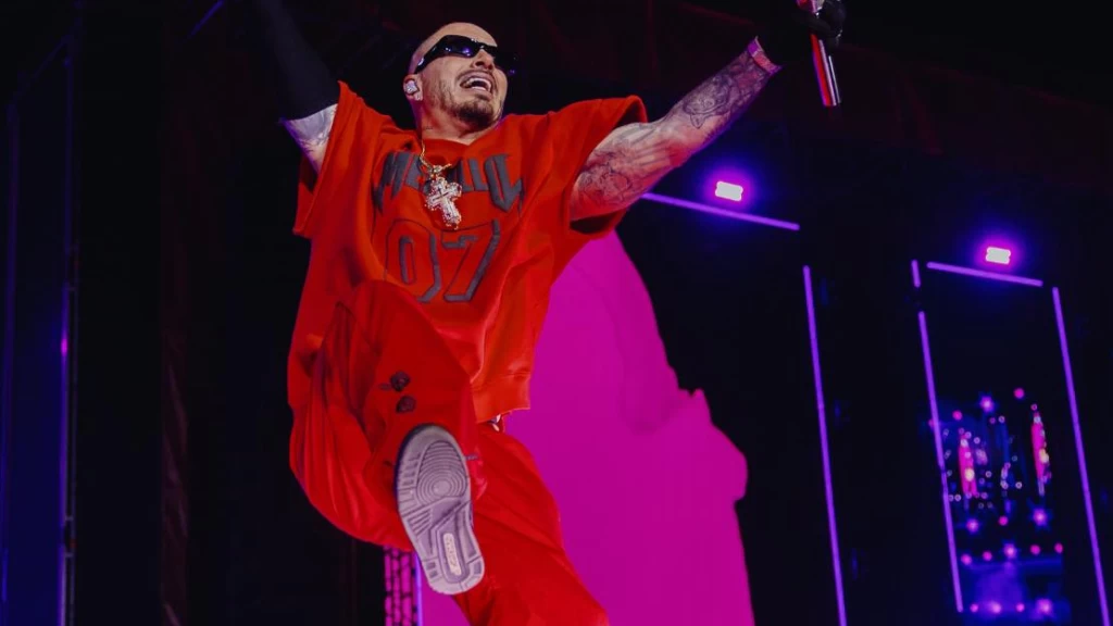 J Balvin Conquista México: Gira 2026 Confirmada Tras Éxito Arrollador en Flow Fest – ¡Boletos Hoy!