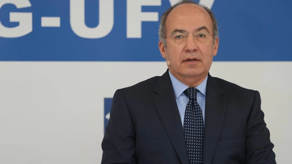 Felipe Calderón Reaparece: 'Gobiernos del PAN, los Mejores del Siglo en México'; Exige Apertura y Renovación al Partido