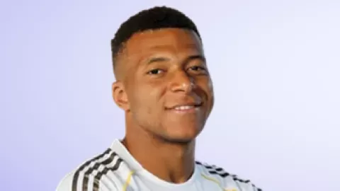 Mbappé: De la Crisis Goleadora a la Caza Histórica de Récords de Cristiano Ronaldo en un 2025 Espectacular