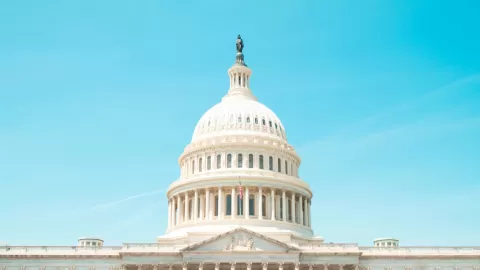 Sheinbaum y Trump se Reúnen por Primera Vez en Washington: Sorteo Mundial 2026 y Tensiones del T-MEC en la Agenda