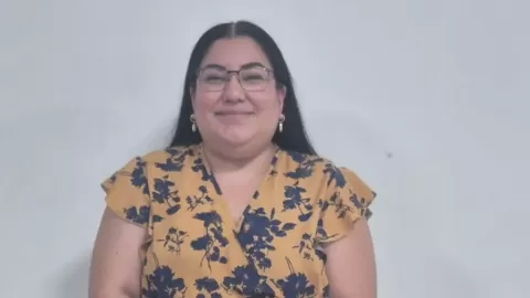 La doctora Grecia Sánchez, de Secretaría Académica Universitaria, imparte el tercer taller sobre microcredencializaciones