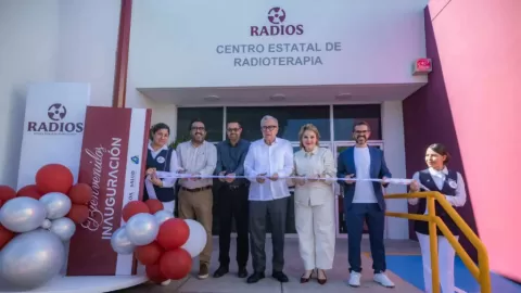 Sinaloa, único estado del noroeste del país con 3 aceleradores lineales para tratamiento de cáncer, Gobernador Rocha