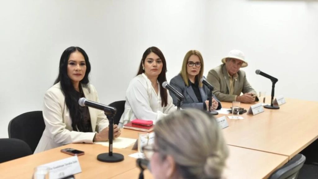 Comisión de Asuntos Obreros, Trabajo y Previsión Social presenta informe anual y anuncia foro sobre jornada laboral de 40 horas