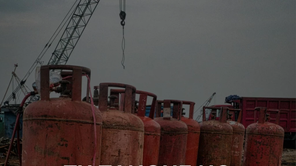 Alerta Máxima en Mazatlán: Bomberos Advierten Peligros Mortales al Rellenar Tanques de Gas Domésticos en Carburadoras