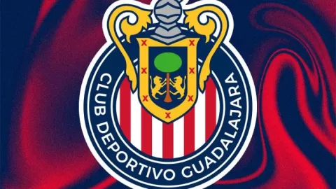 Chivas Blinda a la 'Hormiga' González: Cláusula Millonaria de $15 MMDD para Europa y Renovación Hasta 2030