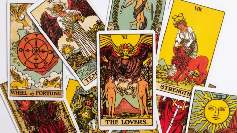 Horóscopos de Nana Calistar 18 de Diciembre: Descubre el Destino de Tu Signo en el Amor Hoy