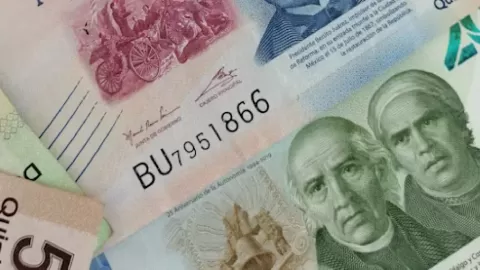 Peso Mexicano IMPARABLE: Gana Terreno al Dólar este 23 de Diciembre por Desaceleración Inflacionaria y Caída del Índice Dólar