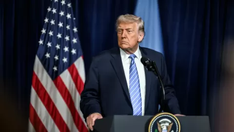 Trump Reitera Advertencia Sobre Narcotráfico en México: Cárteles "Gobiernan el País" y Ofrece Intervención Militar Rechazada por Sheinbaum