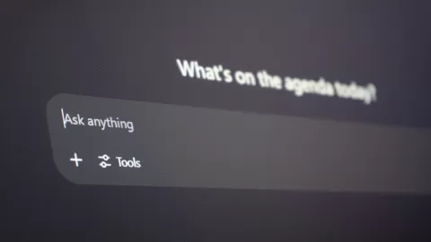 IA: Las 10 Preguntas Prohibidas y por Qué NUNCA Debes Hacerlas para Proteger tu Seguridad y Datos