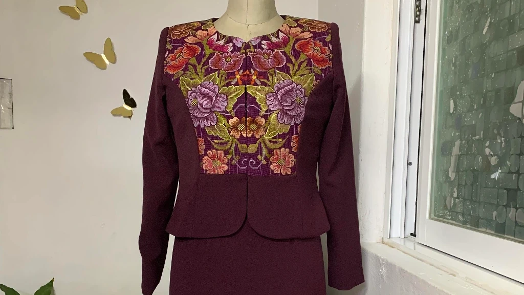 Olivia Trujillo: La Maestra Costurera Detrás del Estilo Presidencial de Claudia Sheinbaum, Celebrada a Nivel Mundial