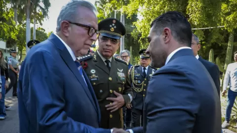 Rocha Moya y García Harfuch se Reúnen en CDMX para Blindar la Seguridad de Sinaloa: Detalles Clave y Desafíos Actuales