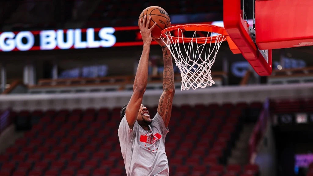 NBA: Bulls vs. Heat Suspendido por Humedad en la Cancha del United Center tras Cerca de Dos Horas de Espera