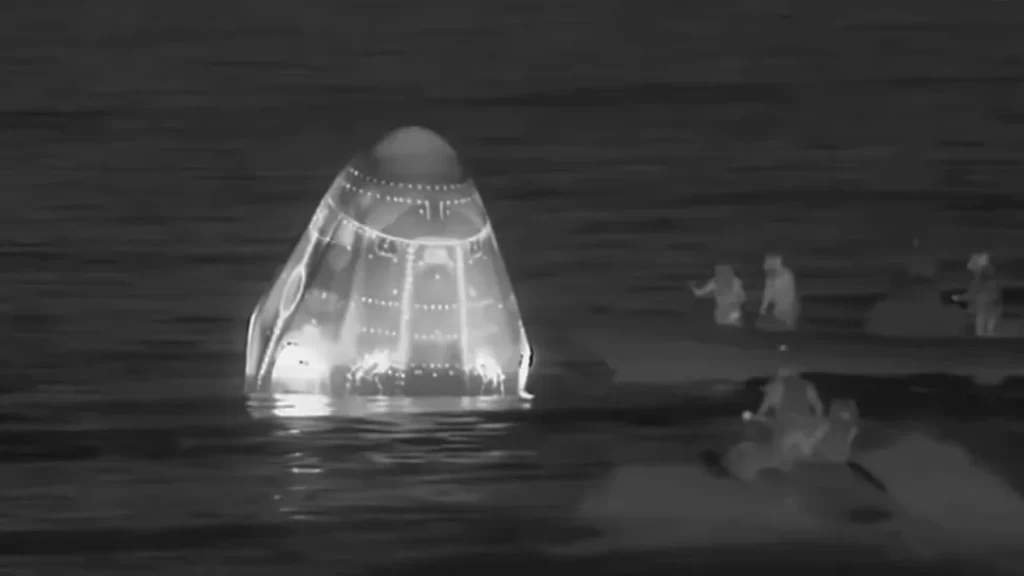 Regreso Histórico: Tripulación SpaceX Crew-11 Aterriza de Emergencia por Primera Evacuación Médica en la EEI