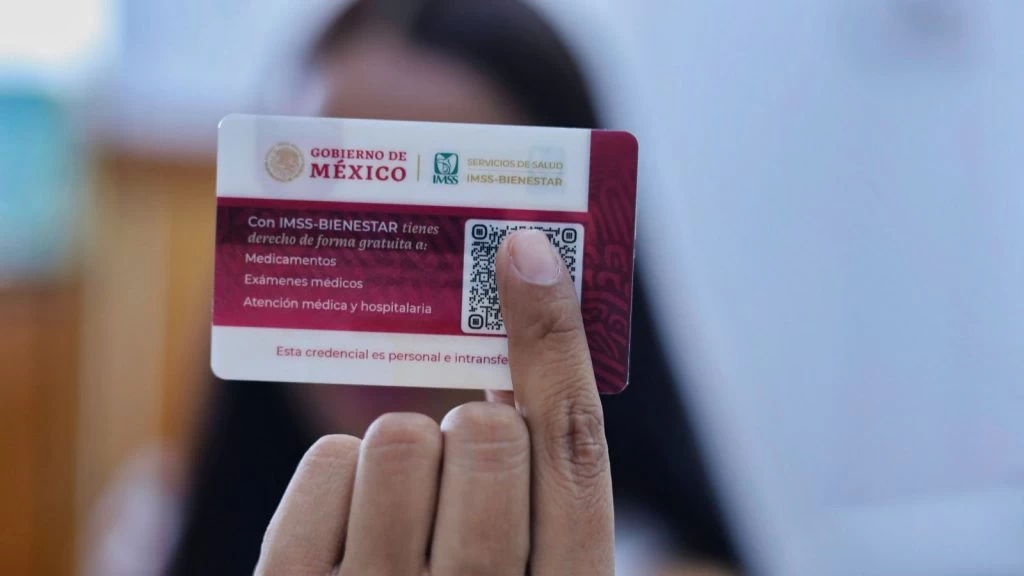 Revolución en Salud: México Lanza Credencial Única para Unificar IMSS, ISSSTE e IMSS-Bienestar a partir de Febrero de 2026