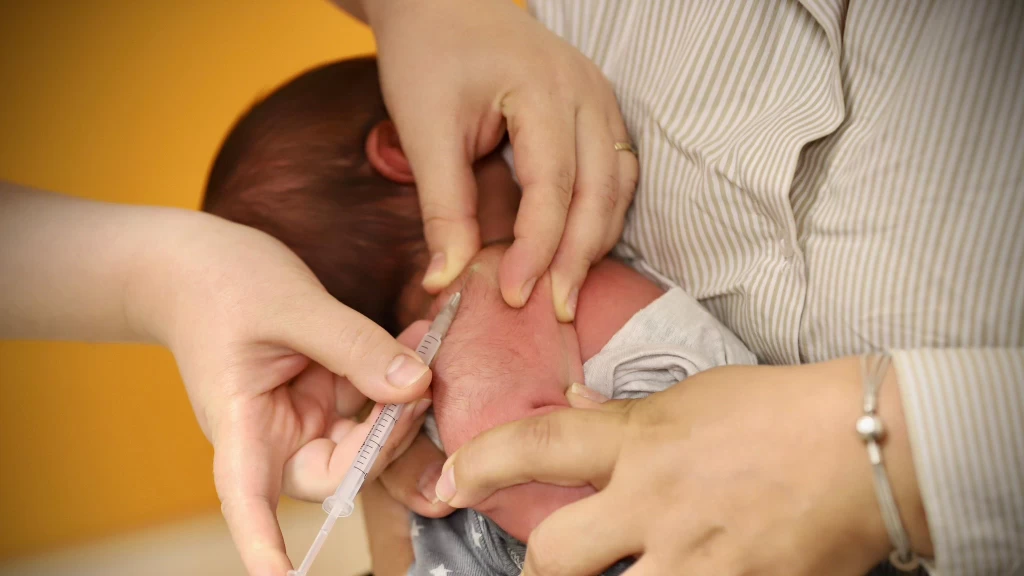 México Blinda Futuro Sanitario: Abasto de Vacunas Contra el Sarampión Garantizado por Dos Años Ante Brote Nacional