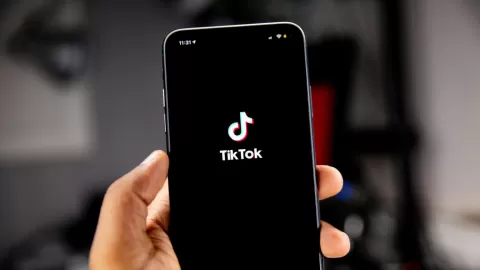 TikTok Evita Prohibición en EE.UU. con Histórica Empresa Conjunta: Mayoría de Control Americano Asegura su Futuro