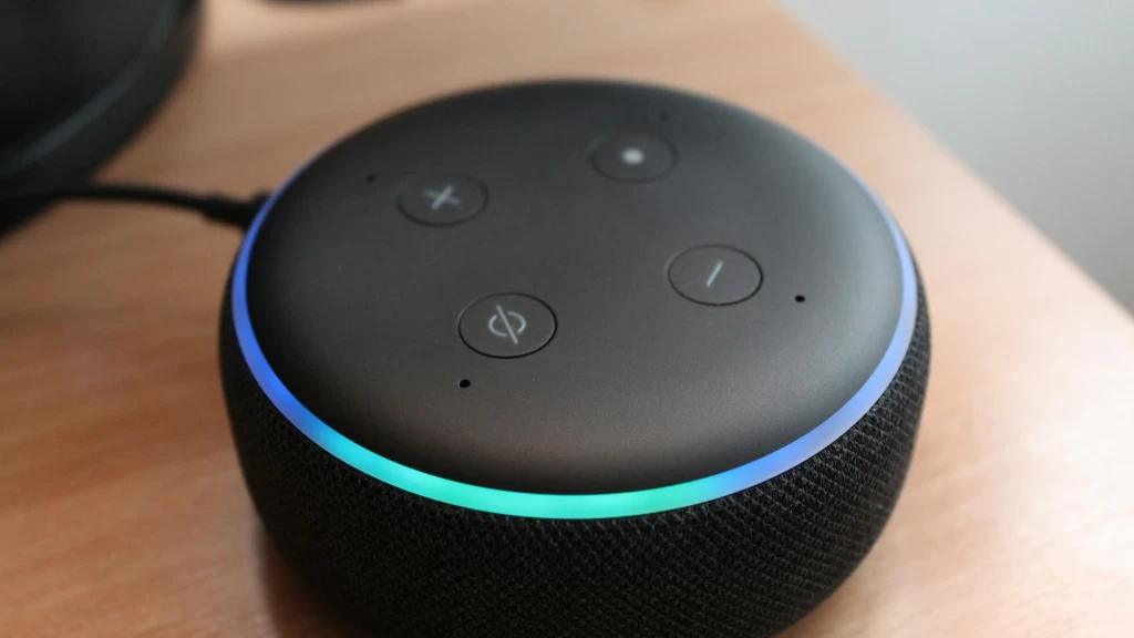 Alexa+ Llega a México: Amazon Revoluciona la Interacción con IA Generativa en Español y Ofrece Acceso Gratuito a Miembros Prime
