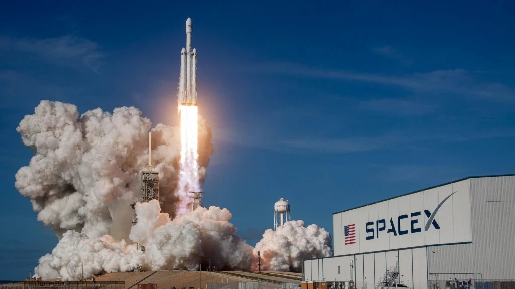 SpaceX en la Mira: Evalúa Mega-Fusión con Tesla o xAI Previo a su Histórica Salida a Bolsa en 2026