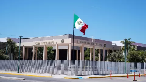 Congreso de Sinaloa evalúa periodo extraordinario: Licencias de Conducir Permanentes y extorsión en la agenda legislativa