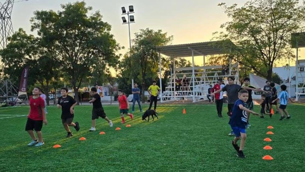 Las canchas deportivas han cambiado la vida de las familias por la convivencia en el bulevar Agricultores