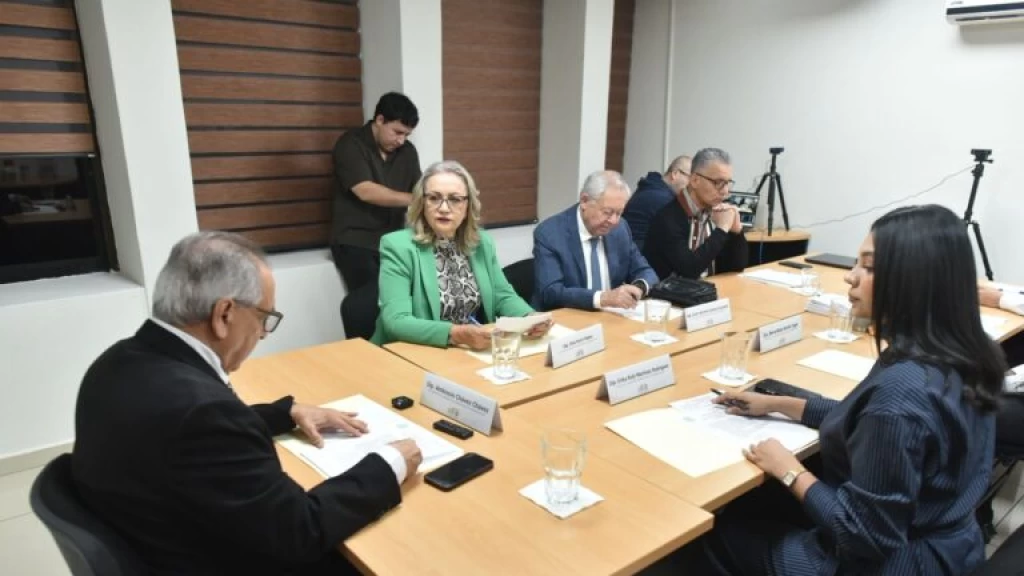 Aprueba Comisión de Hacienda dictamen que propone licencia permanente para automovilistas y motociclistas