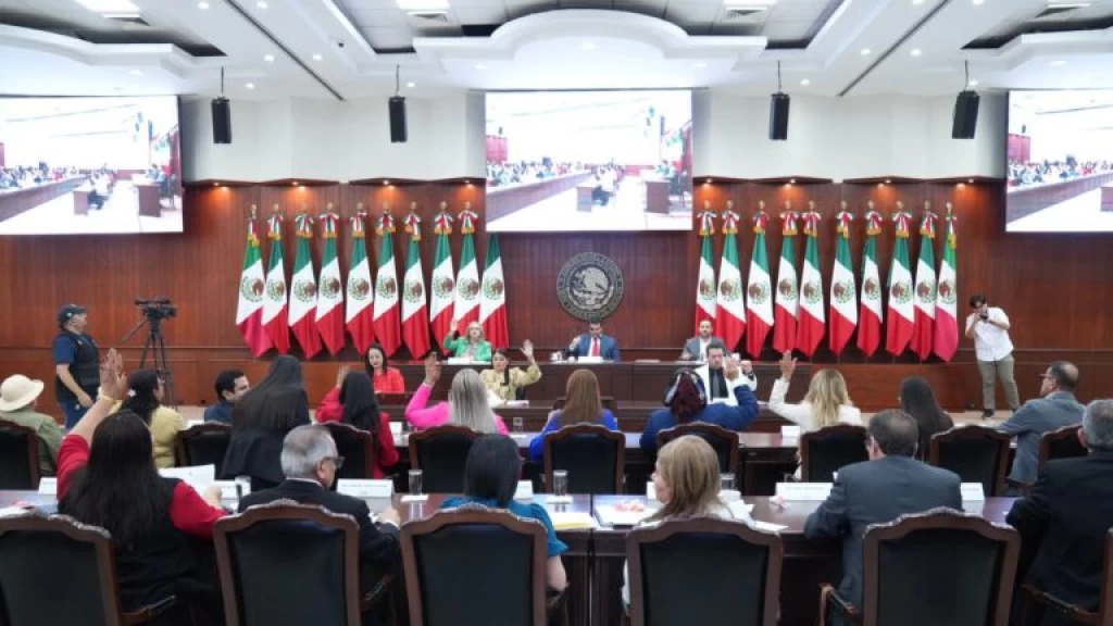 Aprueba Congreso que Sinaloa tenga licencias permanentes para automovilistas y motociclistas