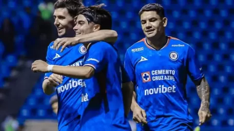 ¡Aplasta y Avanza! Cruz Azul Golea 5-0 a Vancouver FC y Se Cita con Rayados en Octavos de Concachampions 2026