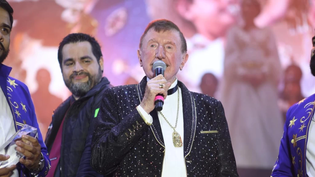 ¡Mazatlán coronó a Mariana I, Reina de los Juegos Florales del Carnaval Internacional 2026!