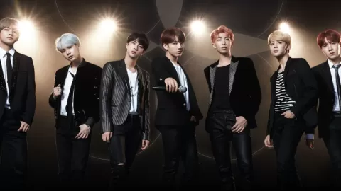 BTS Anuncia Proyección en Cines Globales de Conciertos Inaugurales de Gira 'Arirang' y Estrenos Exclusivos en Netflix para su Regreso