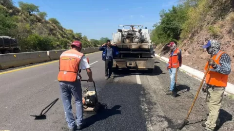Mega Inversión en Vialidades de Sinaloa: Arranca el 'Megabachetón 2026' para Combatir Baches y Asegurar Carreteras ante Temporada de Lluvias