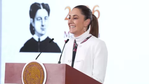 Sheinbaum Lanza 'Jóvenes Transformando México': Inversión Millonaria de Impuestos Salinas Pliego para Prevenir Violencia y Ampliar Educación