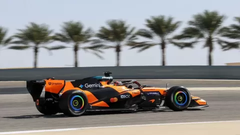 McLaren Adopta Estrategia 'Defensiva' para la Temporada 2026 de F1, Reconociendo Superioridad de Ferrari y Mercedes, Confirma Andrea Stella