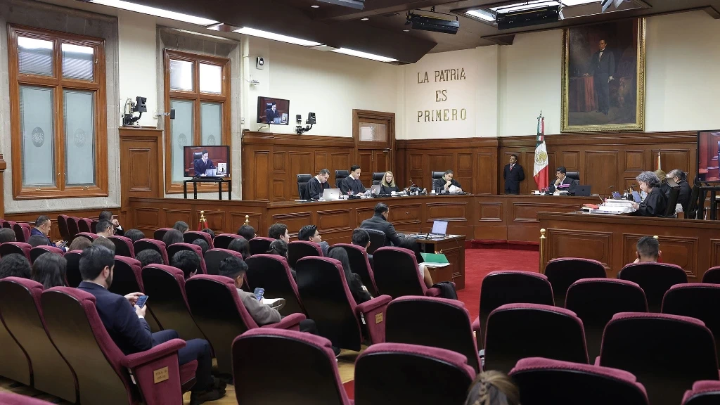 Suprema Corte Abre Pensiones a Cuidadores y Sin Parentesco, Redefiniendo la Seguridad Social en México
