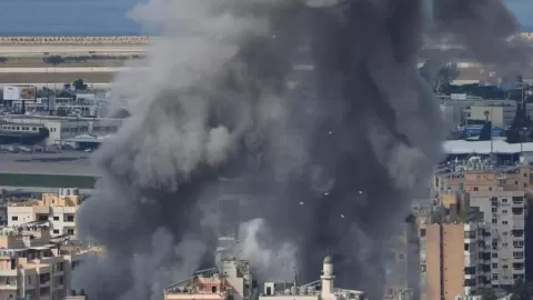 Irán Eleva la Tensión: Amenaza con Atacar Planta Nuclear de Dimona si Israel y EE. UU. Buscan Cambio de Régimen