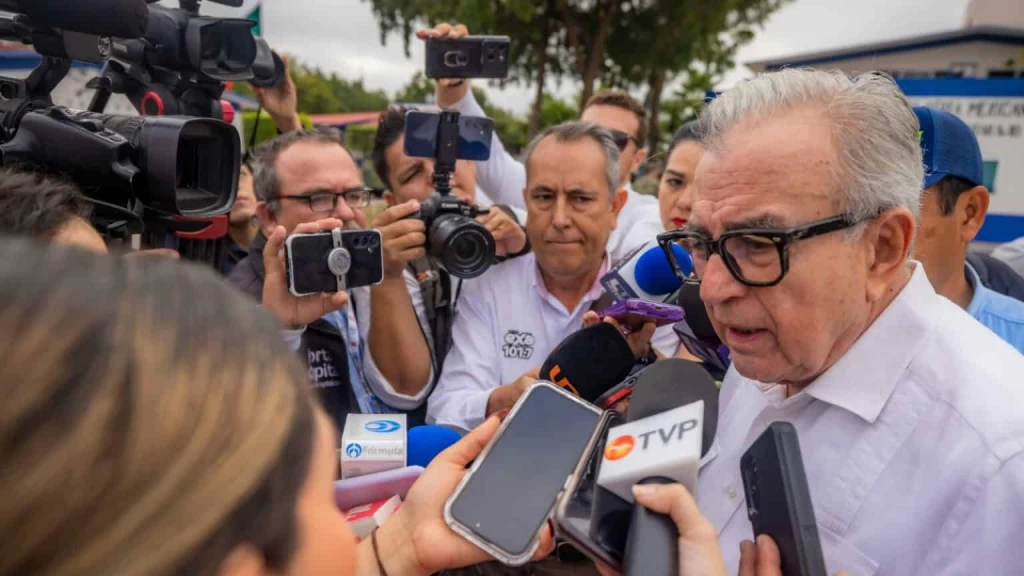 Gobierno del Estado ya trabaja para establecer los 20 nuevos planteles de bachillerato: Rocha Moya