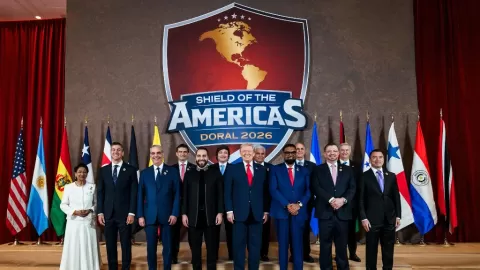 Trump Lanza 'Escudo de las Américas': Coalición Militar para Aniquilar Cárteles en Latinoamérica